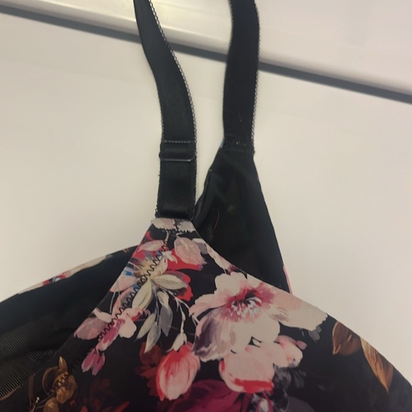 Torrid push-up plunge 42B bra - Picture 7 of 7